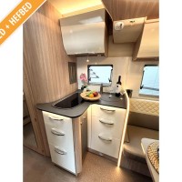 Bürstner Ixeo T 736 uit 2018 Foto #6