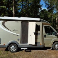 Burstner campers BUT569 uit 2012 Foto #4