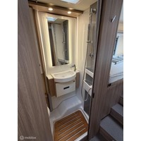 Bürstner T726 G Limited 9T-Automaat Enkele Bedden Hefbed 5 Persoons Foto #2