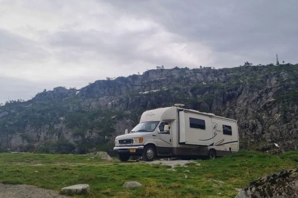 Ford campers E450 uit 2003