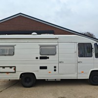 Mercedes campers L406 DG/35 KAMPEERAUTO uit 1972 Foto #3