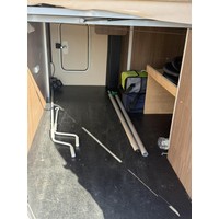 Chausson Ti 79 EB Titanium Queensbed en Hefbed Foto #17