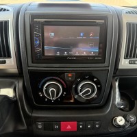 Chausson Ti 79 EB Titanium Queensbed en Hefbed Foto #21