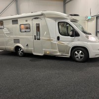 Hymer 674 SL Starline uit 2010 Foto #4