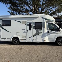 Chausson 718 XLB Queensbed en Hefbed Foto #25