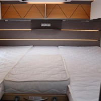 Lmc Tourer Lift H660 140pk 2.3 Multijet | Lengtebedden | Thule fietsendrager | Elektrisch hefbed | Thule luifel | Panoramadak | Foto #37
