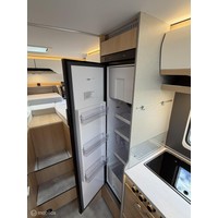 Hymer B600 MC Blackline 170PK Enkele Bedden Hefbed Luifel Schotel Tv Foto #36