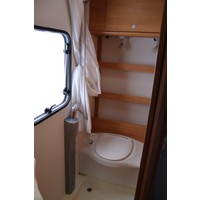 Dethleffs Globebus I 2.3 Fiat Motor 130pk | 5.95m | Zonnepaneel | Maxxfan | Trekhaak | Frans Bed | Hefbed | Foto #13