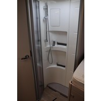 Hymer Tramp S685 170pk Automaat | Diesel verwarming | Super B lthium | Omvormer | Lengtebedden | Face to face | Foto #41