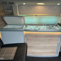 Nieuwstaat Volkswagen California Ocean Edition 150Pk 2022 Foto #19