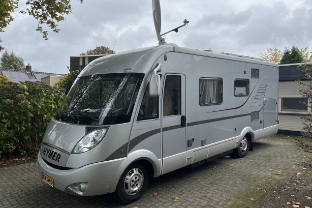 Hymer B 614 SL LANG uit 2011