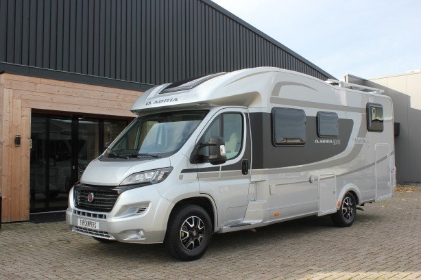 Tweedehands Adria campers camper kopen