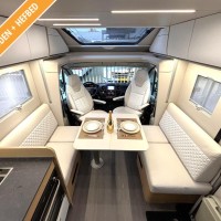 Adria Matrix Plus 670 DL uit 2021 Foto #1