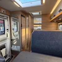 Weinsberg 700MEG CaraCore 9T-Automaat Enkele Bedden Hefbed Luifel Fietsenrek Foto #25