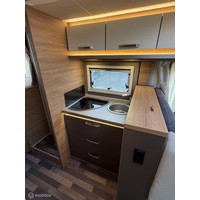 Weinsberg 700MEG CaraCore 9T-Automaat Enkele Bedden Hefbed Luifel Fietsenrek Foto #29