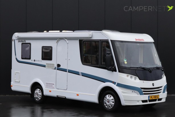 Dethleffs Globebus I 2.3 Fiat Motor 130pk | 5.95m | Zonnepaneel | Maxxfan | Trekhaak | Frans Bed | Hefbed |