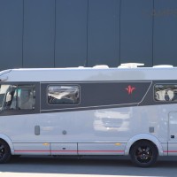 Niesmann+bischoff iSmove 6.9E Clou Line 160pk Automaat | 7 meter | Unieke kleurstelling | Sonos | Zonnepanelen | Omvormer | Hefbed | Foto #2