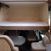 Carthago Malibu I 430 150pk Automaat | Dubbele bodem | Levelsysteem | Lengtebedden | Zonnepaneel | Hefbed | Luifel | Foto #19