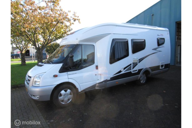 Hobby T 650 FLC , zeer nette camper !
