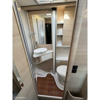 Rapido C55 Night Edition 8T-Automaat Enkele Bedden Luifel Lift-Fietsenrek Garage Foto #19