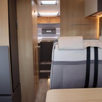 Lmc Lift H730 G 140pk | Elektrisch hefbed | Thule fietsendrager | Gescheiden douche | Lengtebedden | Thule luifel | Ruime indeling | Foto #27