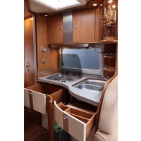 Carthago CHIC I 47 150pk Fiat | Alde verwarming | LPG installatie | Hefbed | Grote garage | Extra sloten | Dwarsbed | Foto #31