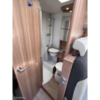 Weinsberg 600 MEG CaraCompact Enkele Bedden Luifel 2X Airco Foto #17