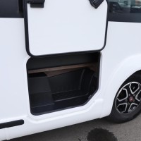 Benimar AMPHITRYON 967 160pk Automaat | Bearlock | Thule luifel | 1e Eigenaar | Gescheiden douche | Face to face zit |Zonnepaneel | Foto #17