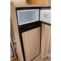 Sunlight T65 130pk Multijet | Dwarsbed | Hefbed | Gescheiden douche | Fietsendrager | Luifel | Foto #13