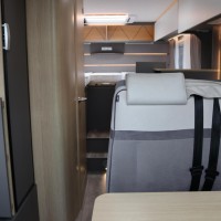 Lmc Tourer Lift H660 140pk 2.3 Multijet | Lengtebedden | Thule fietsendrager | Elektrisch hefbed | Thule luifel | Panoramadak | Foto #9