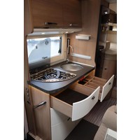 Carthago Malibu I 430 150pk Automaat | Dubbele bodem | Levelsysteem | Lengtebedden | Zonnepaneel | Hefbed | Luifel | Foto #11