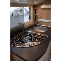 Carthago Malibu I 430 150pk Automaat | Dubbele bodem | Levelsysteem | Lengtebedden | Zonnepaneel | Hefbed | Luifel | Foto #12