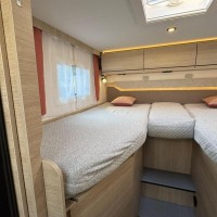 Rapido C55 Night Edition 8T-Automaat Enkele Bedden Luifel Lift-Fietsenrek Garage Foto #15