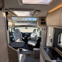 Rapido C55 Night Edition 8T-Automaat Enkele Bedden Luifel Lift-Fietsenrek Garage Foto #17