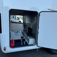 Rapido C55 Night Edition 8T-Automaat Enkele Bedden Luifel Lift-Fietsenrek Garage Foto #20