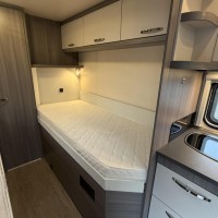 Hobby Optima Ontour  T 70 E Enkele Bedden Grote Badkamer Luifel Foto #18