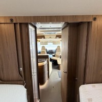 Hymer B704 SL Palmo Enkele Bedden Hefbed 2X Airco Zonnepanelen Omvormer Foto #24