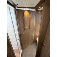 Hymer B704 SL Palmo Enkele Bedden Hefbed 2X Airco Zonnepanelen Omvormer Foto #46