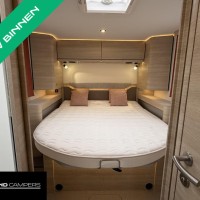 Rapido I 896F Automaat Queensbed Hefbed Face To Face Zonnepaneel Foto #2