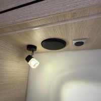 Rapido I 896F Automaat Queensbed Hefbed Face To Face Zonnepaneel Foto #28