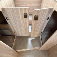 Bürstner T726 G Limited 9T-Automaat Enkele Bedden Hefbed 5 Persoons Foto #41