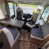 Weinsberg 700MEG CaraCore 9T-Automaat Enkele Bedden Hefbed Luifel Fietsenrek Foto #10