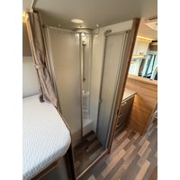 Weinsberg 700MEG CaraCore 9T-Automaat Enkele Bedden Hefbed Luifel Fietsenrek Foto #21