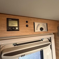 Weinsberg 700MEG CaraCore 9T-Automaat Enkele Bedden Hefbed Luifel Fietsenrek Foto #33