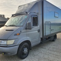 Iveco Daily campers IVECO 40 Expeditie Camper met zonnepanelen. uit 2004 Foto #1