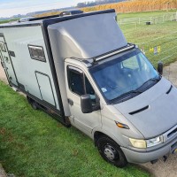 Iveco Daily campers IVECO 40 Expeditie Camper met zonnepanelen. uit 2004 Foto #2