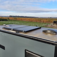 Iveco Daily campers IVECO 40 Expeditie Camper met zonnepanelen. uit 2004 Foto #3