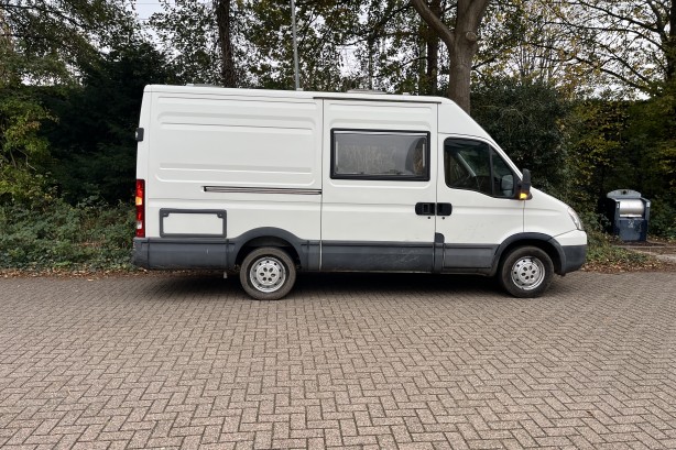 Iveco Daily campers 35S13V EURO 4 LD uit 2011