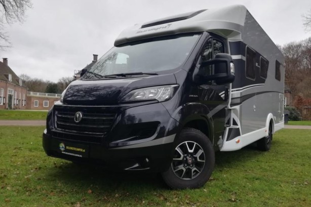 Sunlight T68 XV  Met zonnepaneel en solair