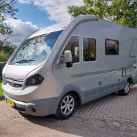 Knaus Sportliner 650 MG met solair en maxxfan Foto #5